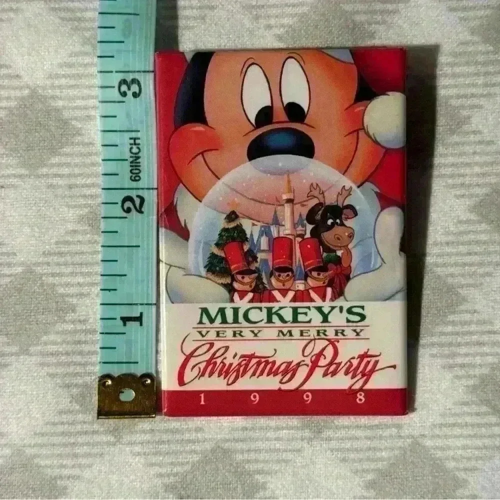 Vintage Mickey's Very Merry Christmas Party 1998 Rectangular Pin - Picture 5 of 5